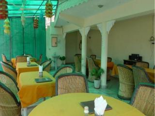 Hotel Kiran Palace